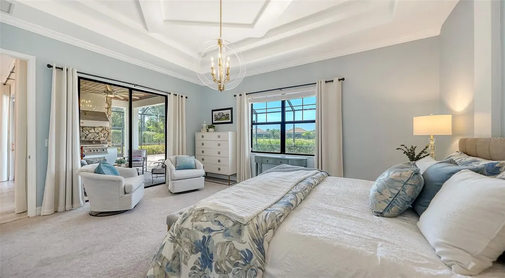 7005 WHITTLEBURY TRAIL Lakewood Ranch, FL 34202