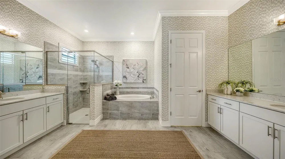 7005 WHITTLEBURY TRAIL Lakewood Ranch, FL 34202