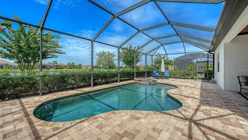 7005 WHITTLEBURY TRAIL Lakewood Ranch, FL 34202