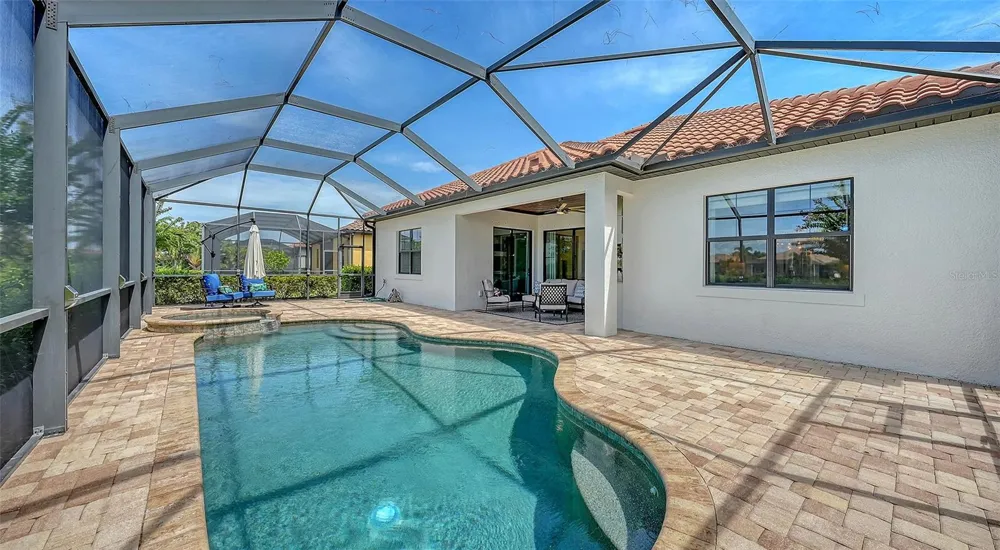 7005 WHITTLEBURY TRAIL Lakewood Ranch, FL 34202