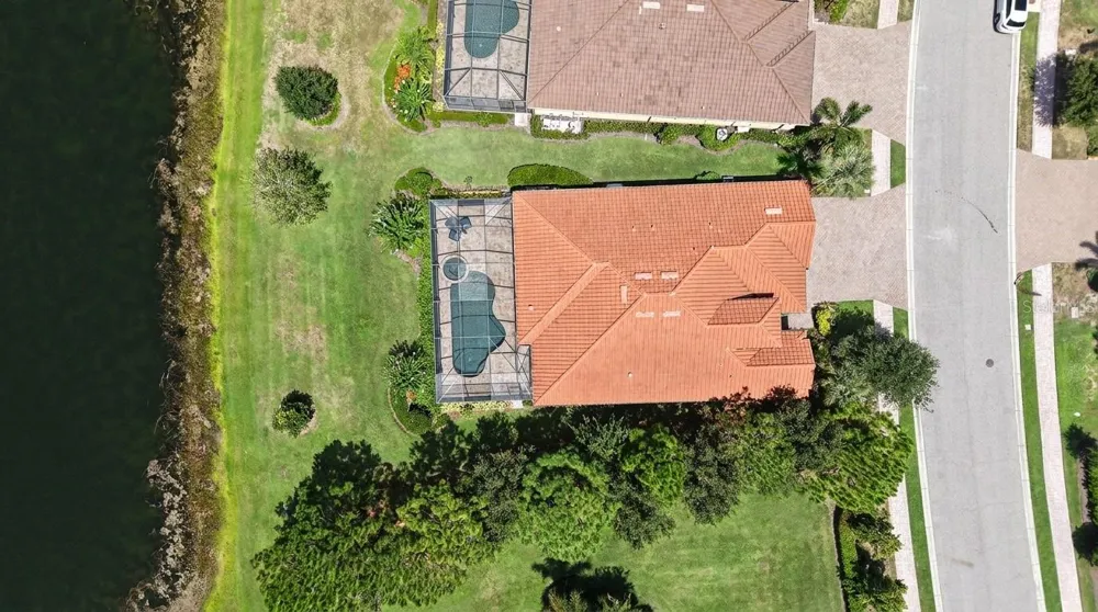 7005 WHITTLEBURY TRAIL Lakewood Ranch, FL 34202