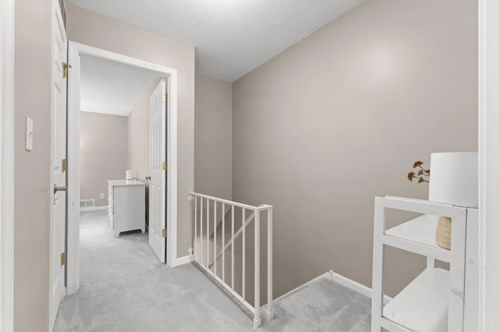 1860 Mcmenemy Street #K Maplewood, MN 55117