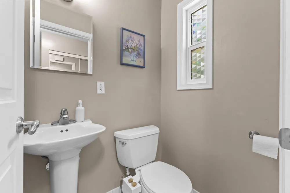 1860 Mcmenemy Street #K Maplewood, MN 55117