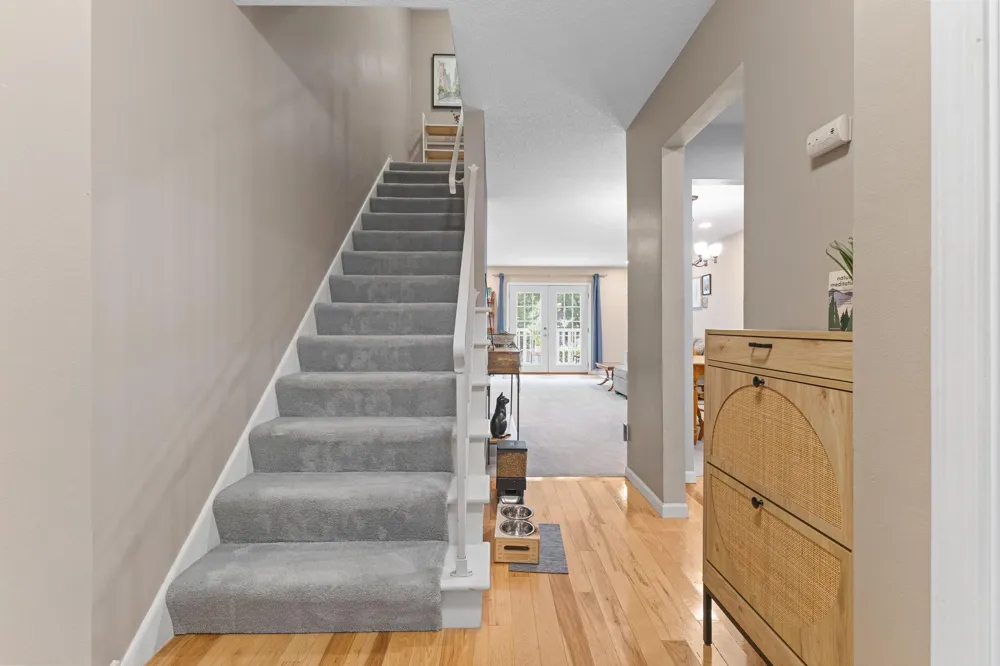 1860 Mcmenemy Street #K Maplewood, MN 55117