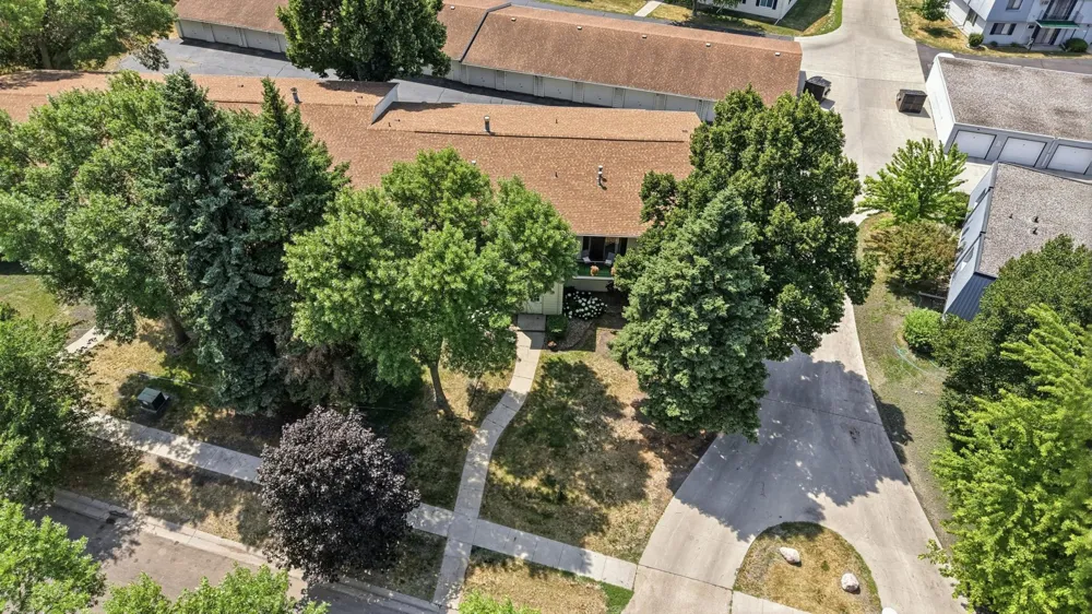 3306 2nd Street #D30 Fargo, ND 58102