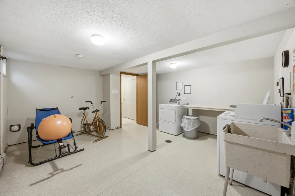 3306 2nd Street #D30 Fargo, ND 58102