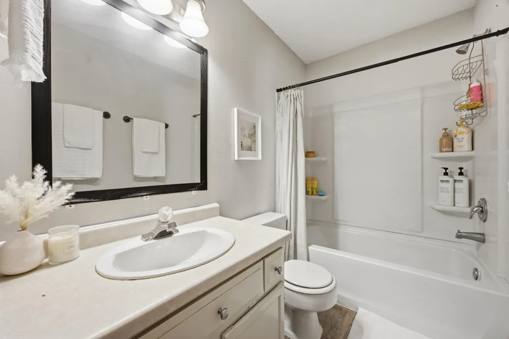 3306 2nd Street #D30 Fargo, ND 58102