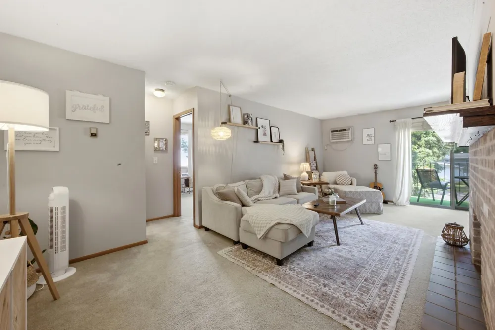3306 2nd Street #D30 Fargo, ND 58102
