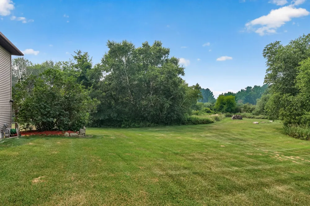 5524 188th Avenue NE Wyoming, MN 55092