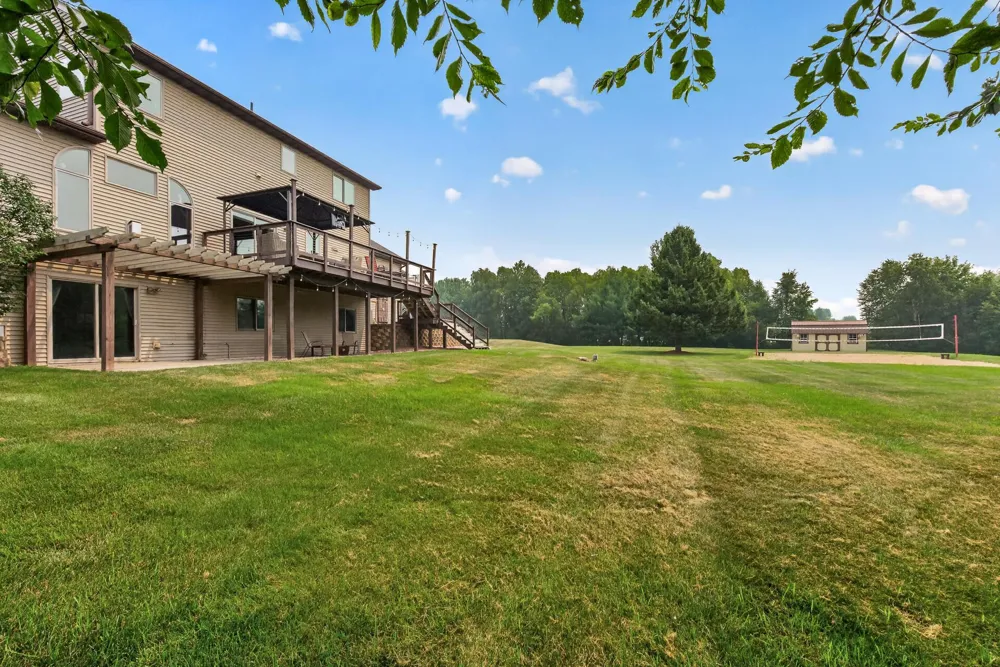 5524 188th Avenue NE Wyoming, MN 55092