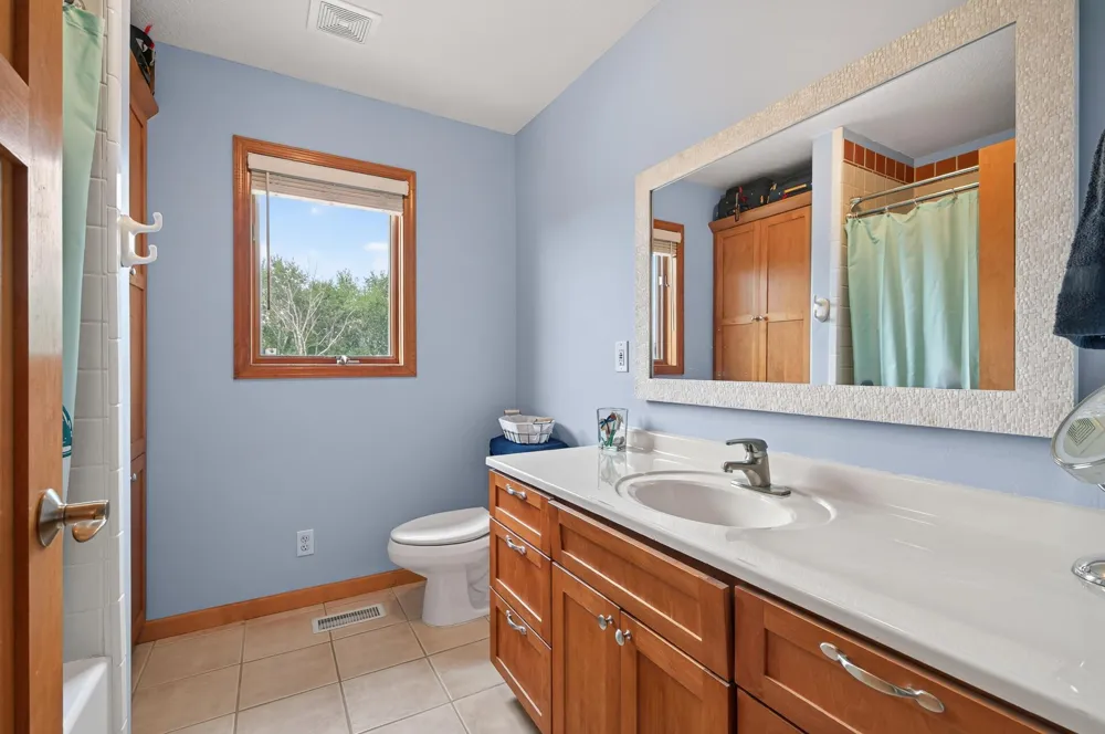 5524 188th Avenue NE Wyoming, MN 55092