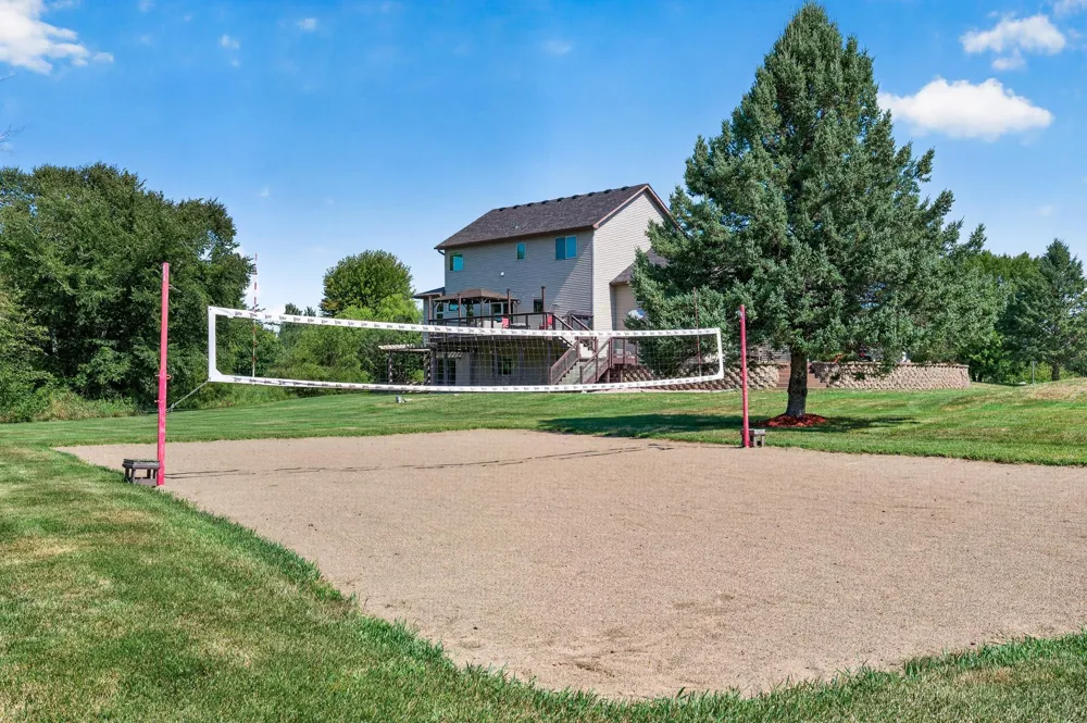 5524 188th Avenue NE Wyoming, MN 55092