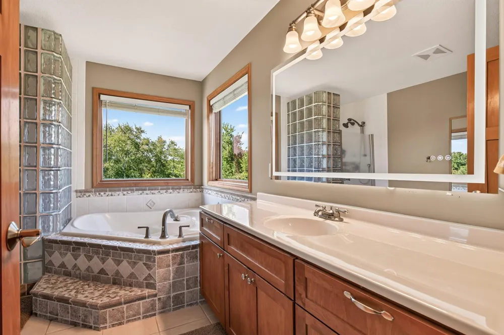 5524 188th Avenue NE Wyoming, MN 55092