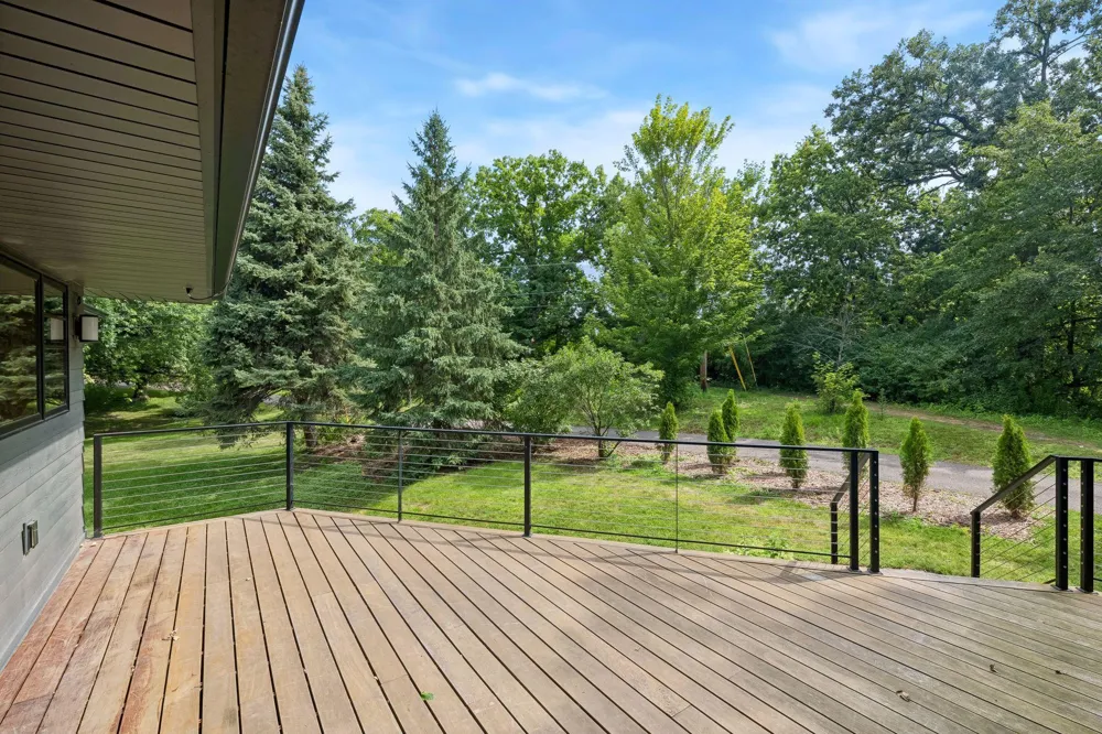 6216 Maloney Avenue Edina, MN 55343