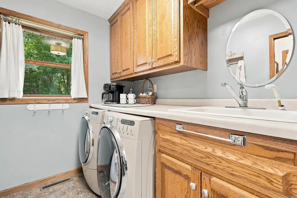 9358 134th Avenue SE Becker, MN 55308