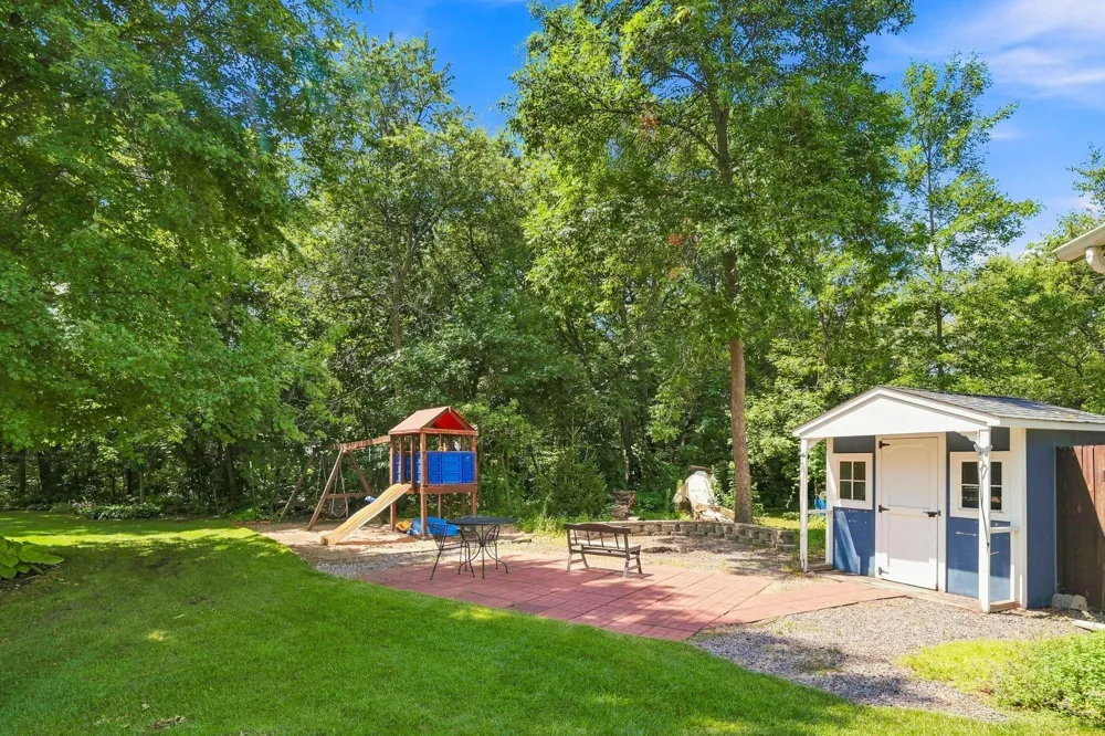 9358 134th Avenue SE Becker, MN 55308