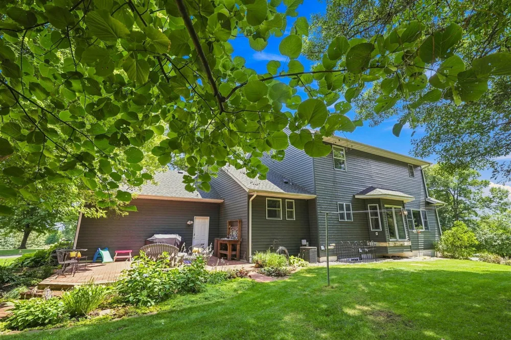 9358 134th Avenue SE Becker, MN 55308