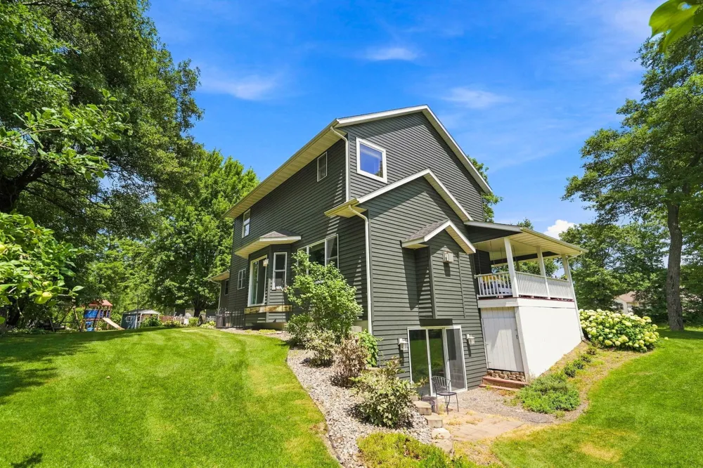 9358 134th Avenue SE Becker, MN 55308