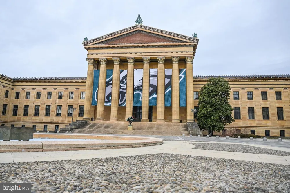 1601 CHERRY STREET #723 Philadelphia, PA 19102