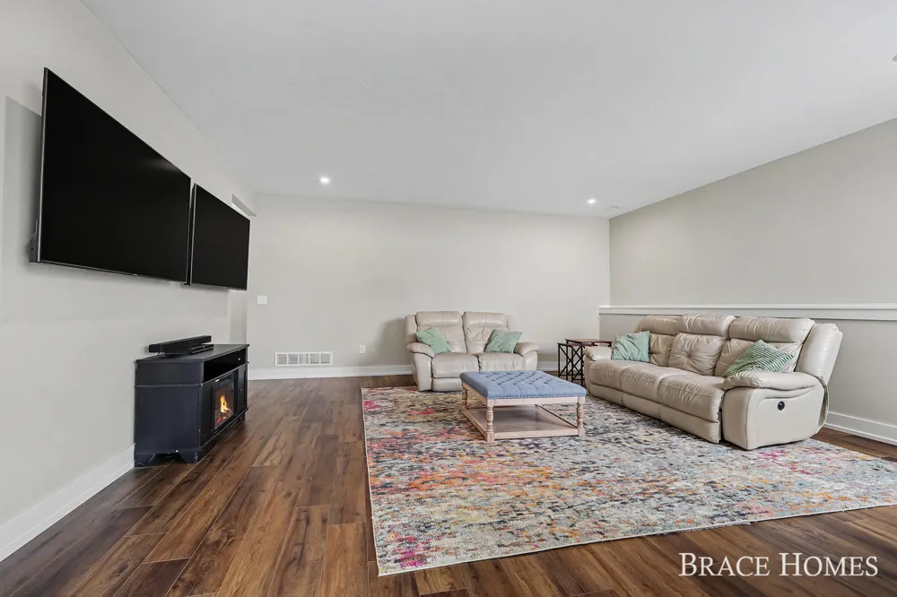 8235 Country Rail Drive SW Byron Center, MI 49315