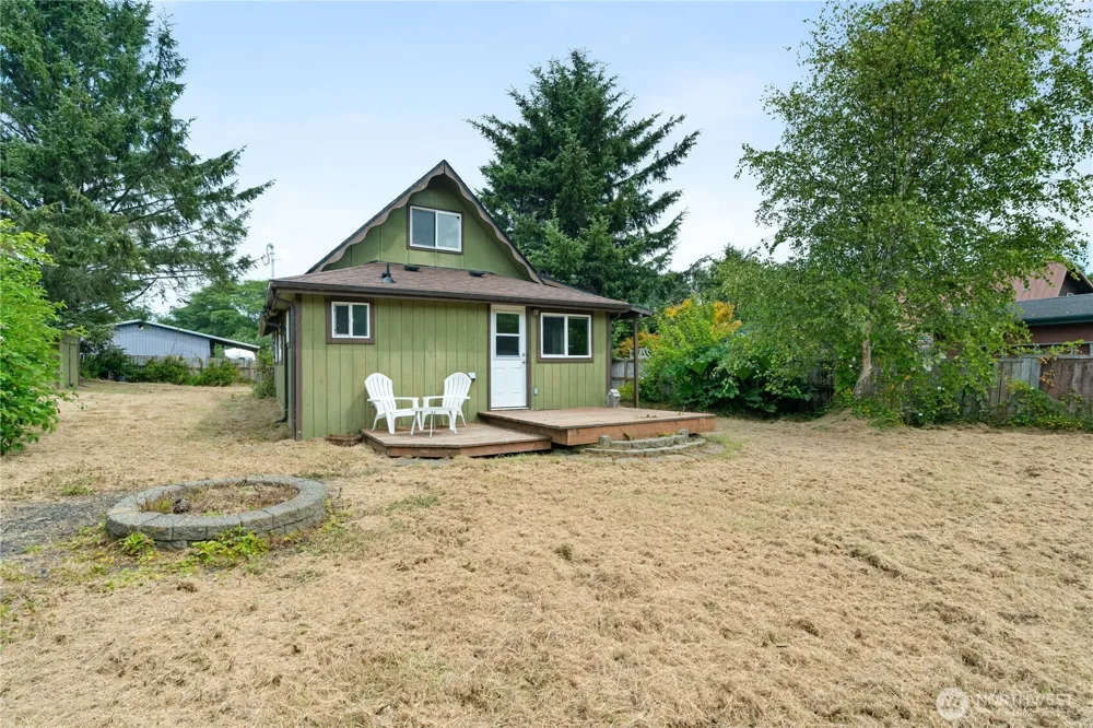 845 Schmid Road Grayland, WA 98547