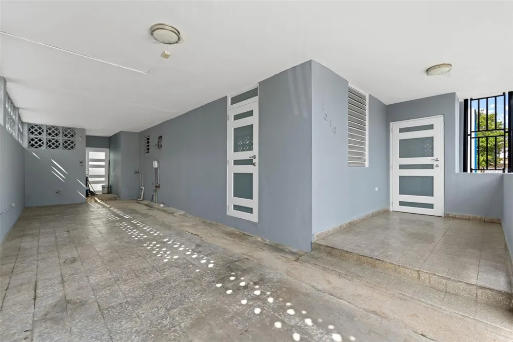 1210 CALLE MARIA BUSTAMANTE San Juan, PR 00924