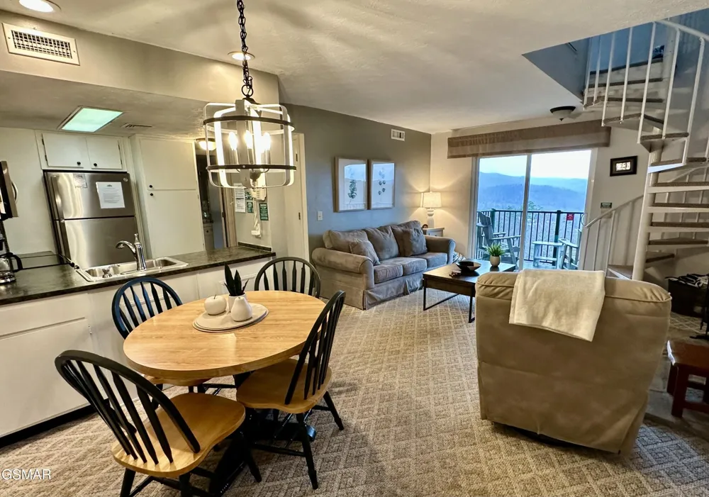 3710 Weber Road #E306 Gatlinburg, TN 37738