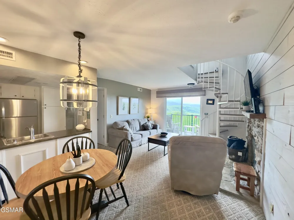 3710 Weber Road #E306 Gatlinburg, TN 37738