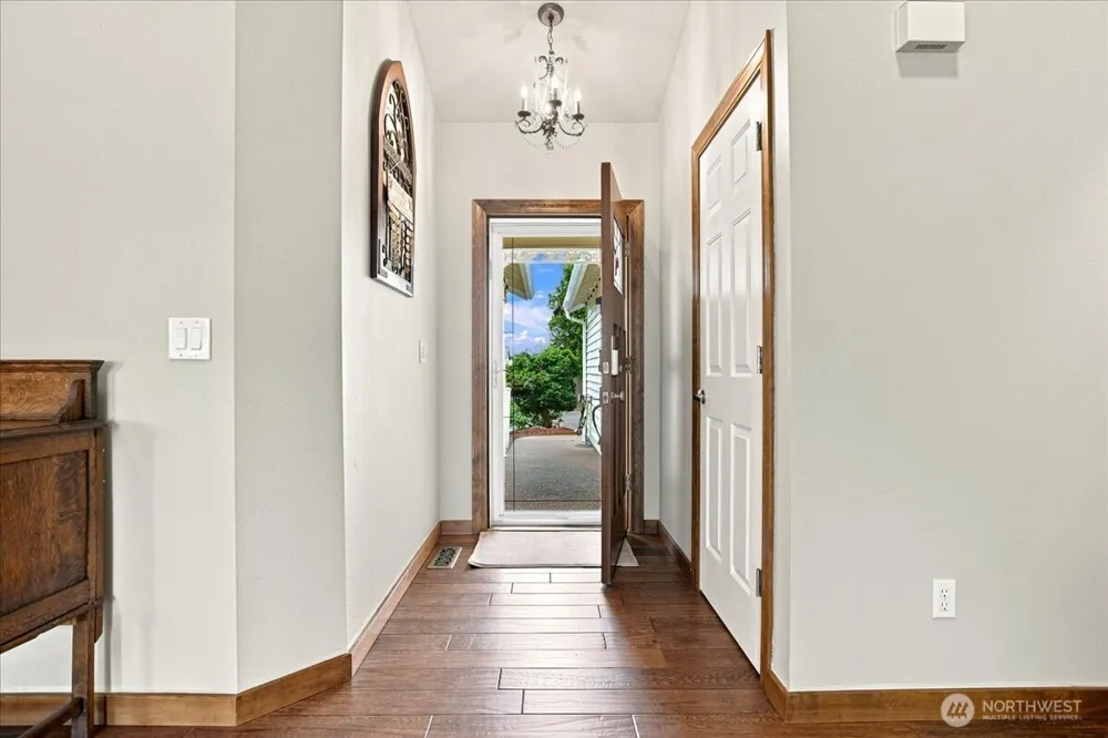 504 Lark Drive Ridgefield, WA 98642