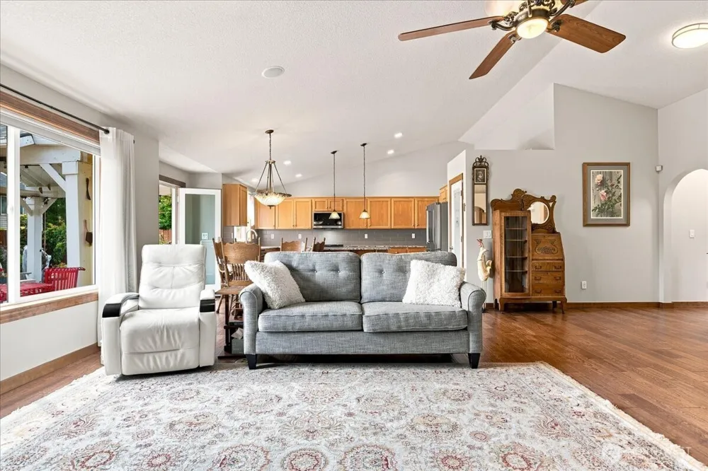504 Lark Drive Ridgefield, WA 98642