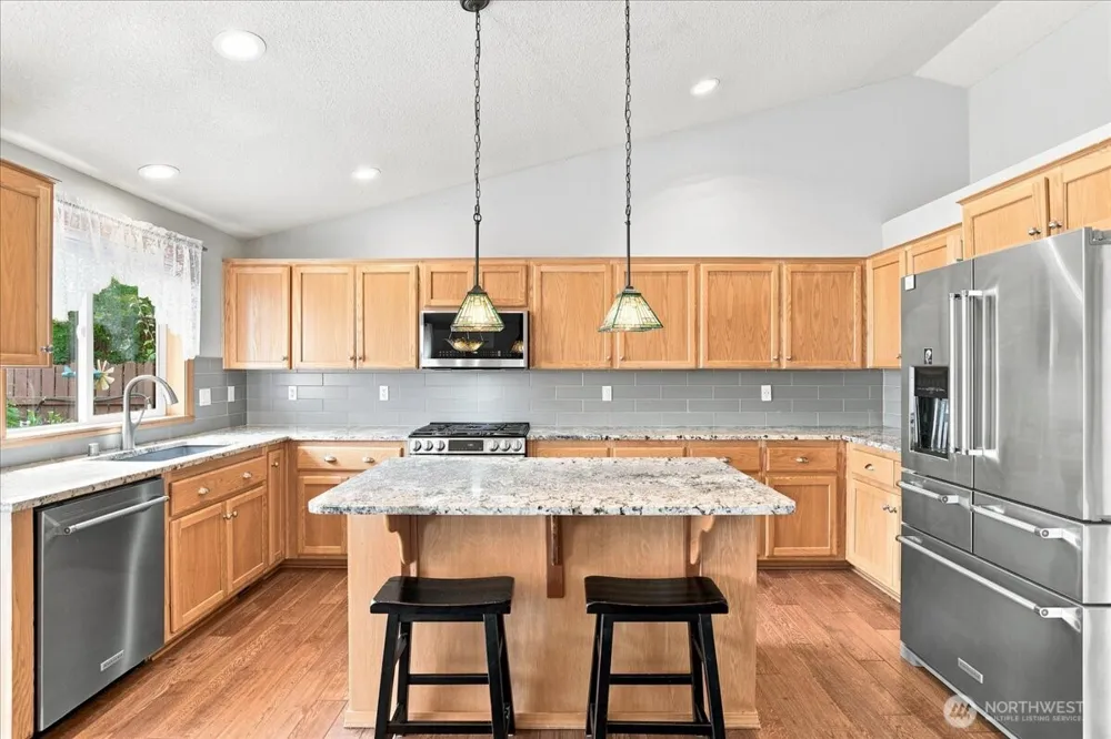 504 Lark Drive Ridgefield, WA 98642
