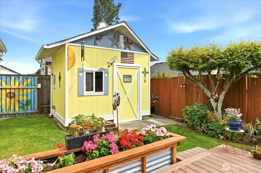 504 Lark Drive Ridgefield, WA 98642