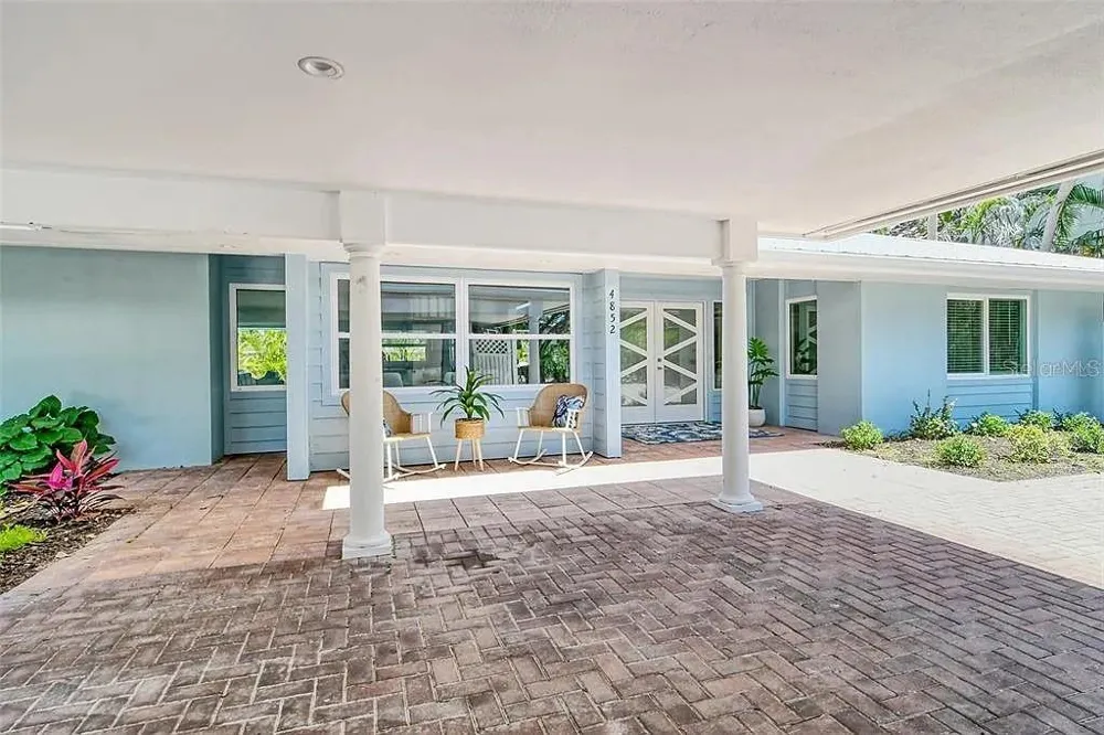 4852 FEATHERBED LANE Sarasota, FL 34242