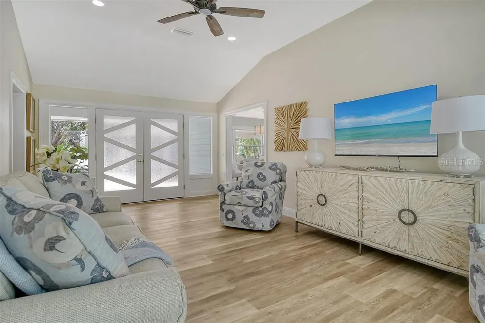 4852 FEATHERBED LANE Sarasota, FL 34242