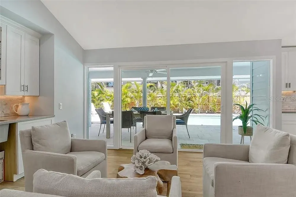 4852 FEATHERBED LANE Sarasota, FL 34242