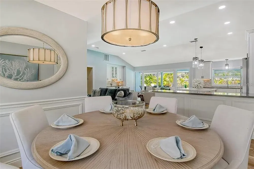 4852 FEATHERBED LANE Sarasota, FL 34242