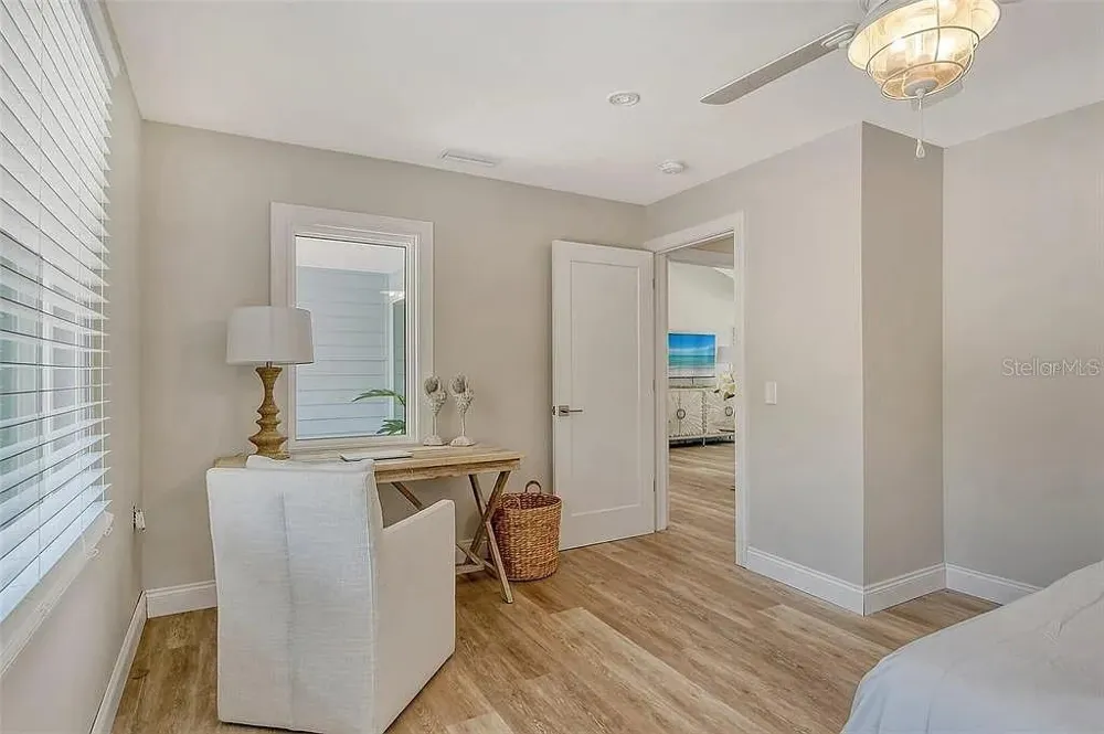 4852 FEATHERBED LANE Sarasota, FL 34242