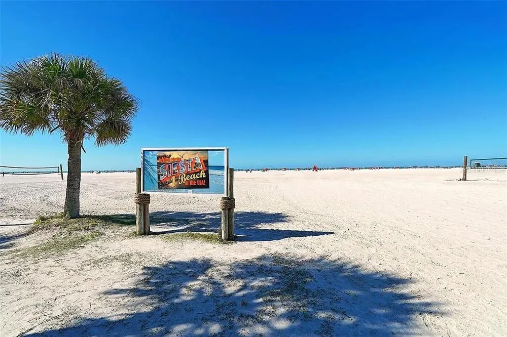4852 FEATHERBED LANE Sarasota, FL 34242