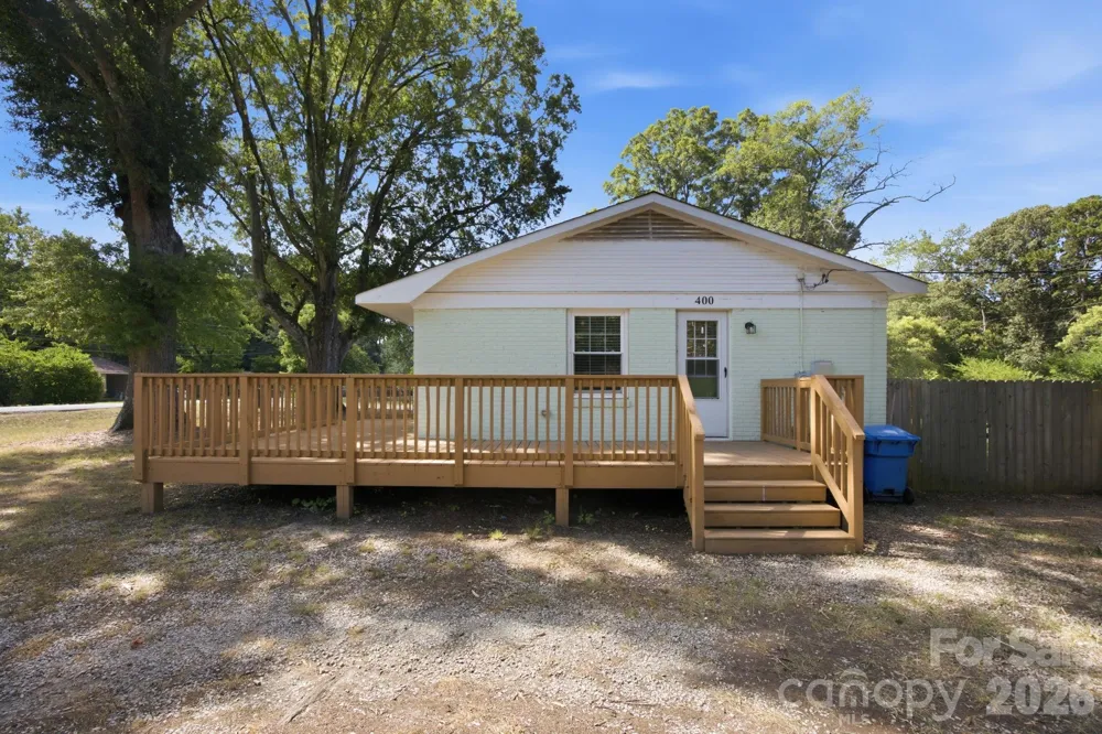 400 Olin Drive Waxhaw, NC 28173