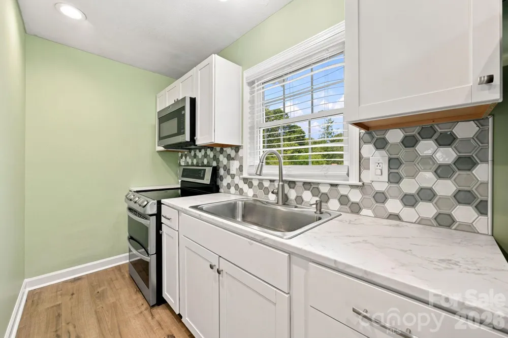 400 Olin Drive Waxhaw, NC 28173