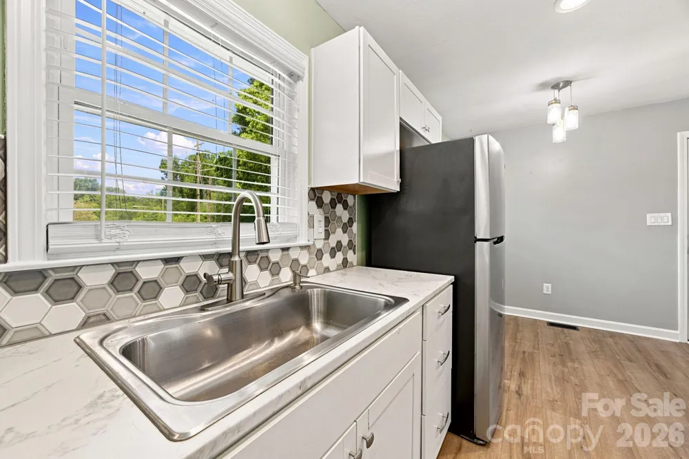 400 Olin Drive Waxhaw, NC 28173