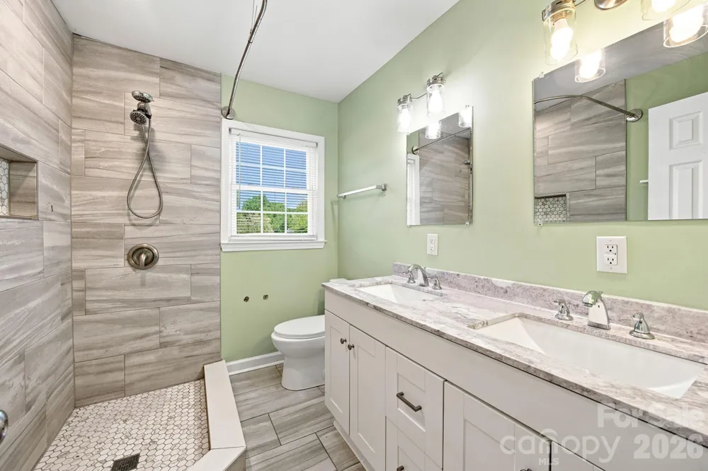 400 Olin Drive Waxhaw, NC 28173