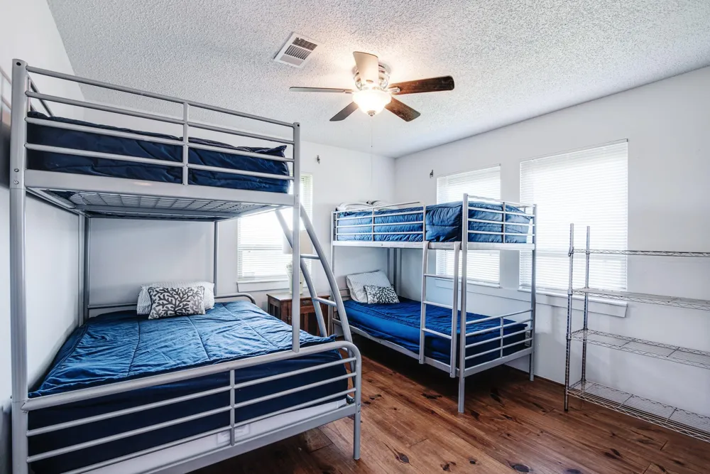 140 Ocean View Drive Crystal Beach, TX 77650