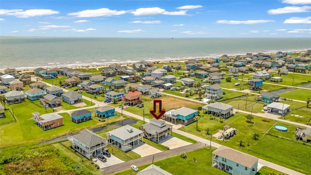 2200 Crab Street Crystal Beach, TX 77650