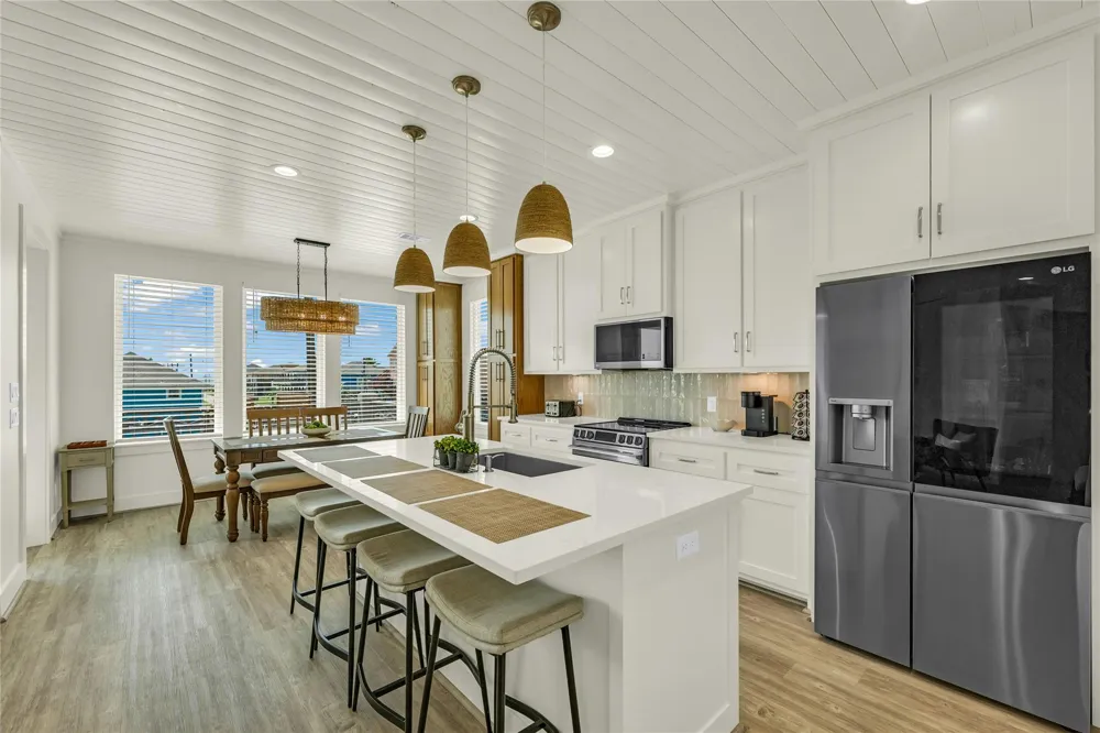 2200 Crab Street Crystal Beach, TX 77650
