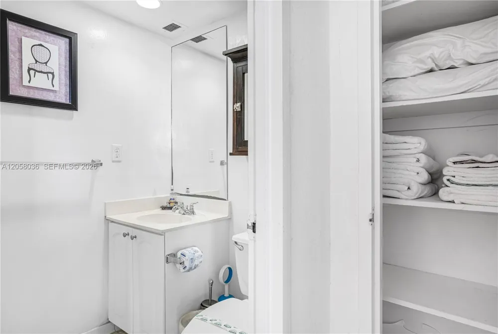 4001 S Ocean Dr #16E Hollywood, FL 33019