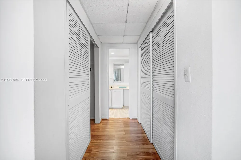 4001 S Ocean Dr #16E Hollywood, FL 33019