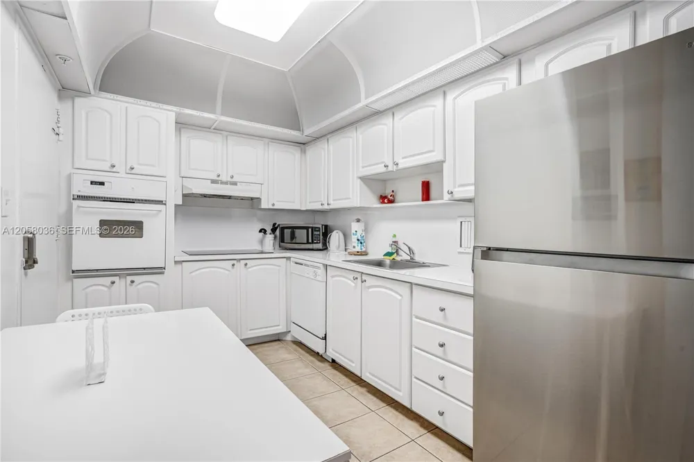 4001 S Ocean Dr #16E Hollywood, FL 33019