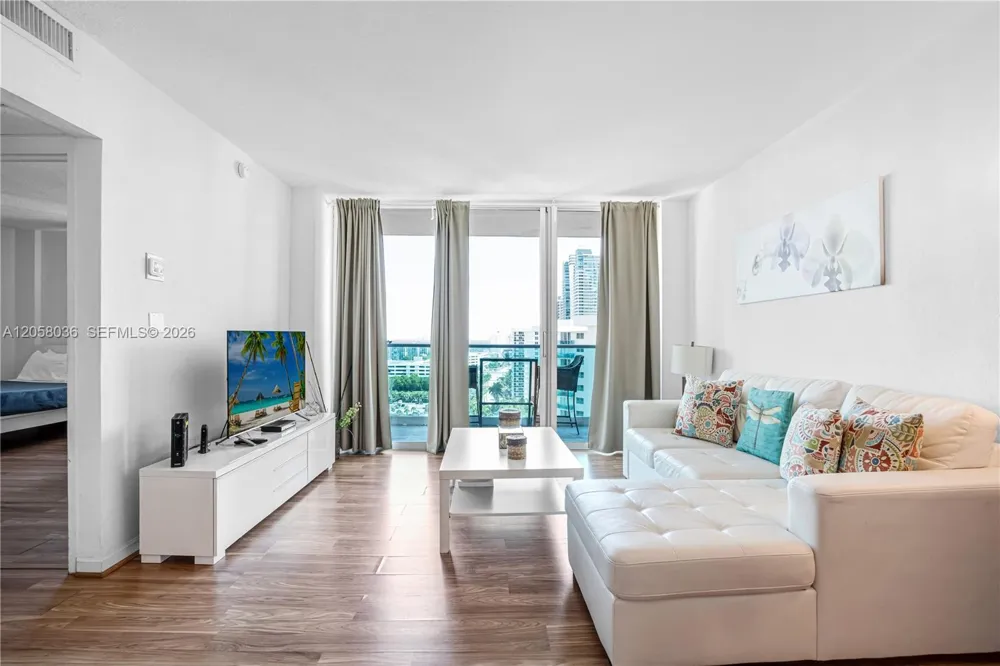 4001 S Ocean Dr #16E Hollywood, FL 33019