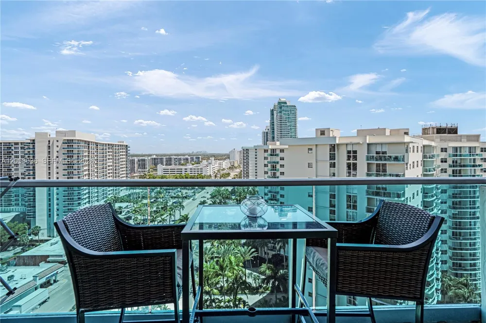 4001 S Ocean Dr #16E Hollywood, FL 33019